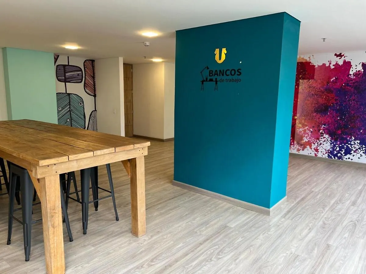 Varun Luxury Downtown Μπογκοτά 0*,